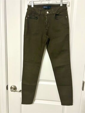 ZARA Women’s High-Rise Olive Skinny Jeans